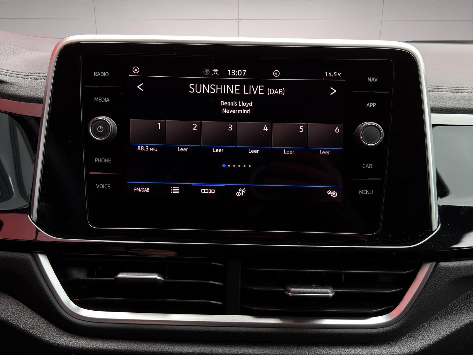 Volkswagen T-Roc 1.5 TSI DSG R-Line