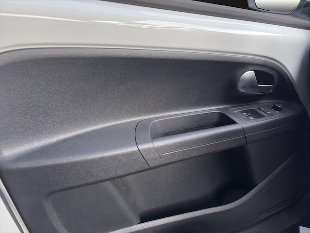 Volkswagen e-up! Move Move up!