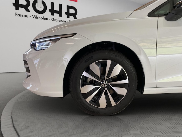 Volkswagen Golf 1.5 TSI BMT Golf VIII