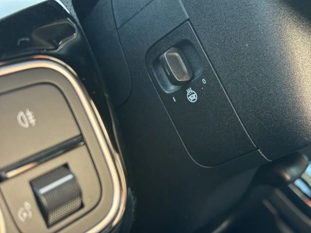 Mercedes-Benz A 180 Hatchback Progressive