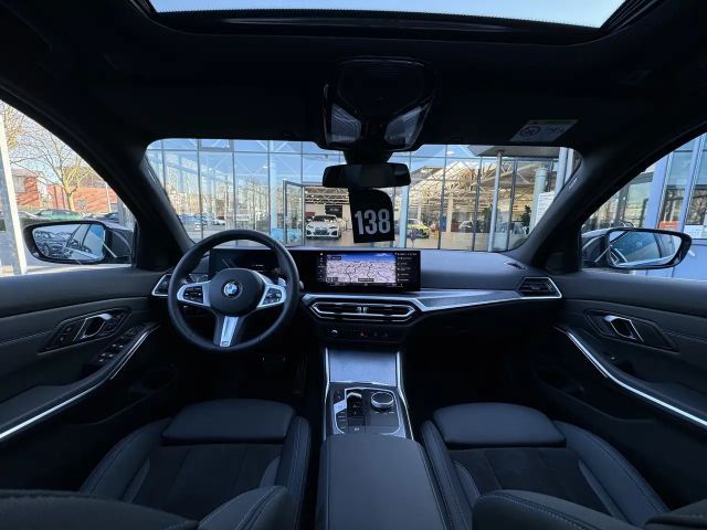 BMW 330 330d M-Sport Touring
