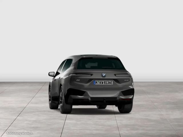 BMW iX xDrive40