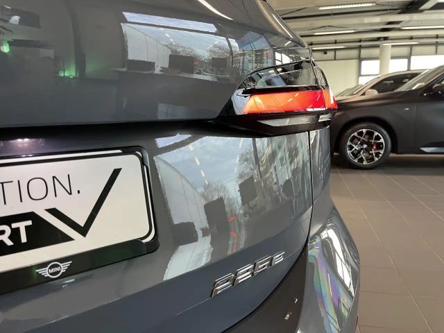 BMW 225 Active Tourer xDrive