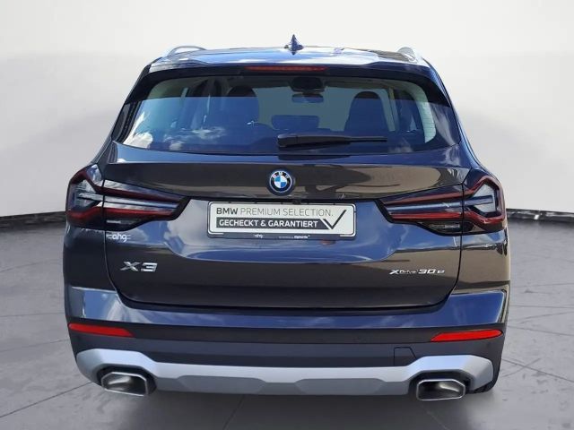 BMW X3 xDrive30e