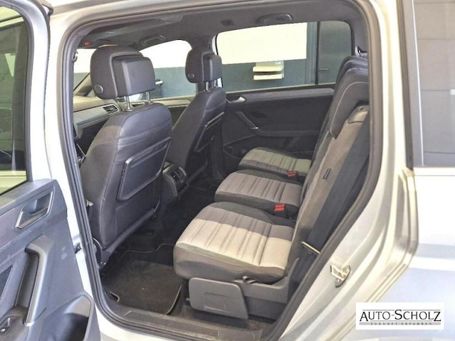 Volkswagen Touran 1.5 TSI DSG Highline R-Line