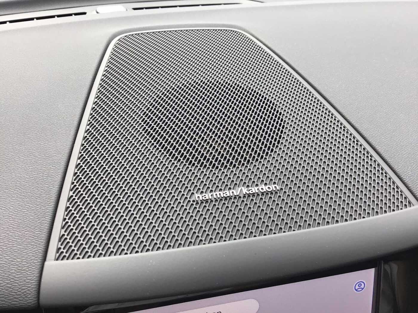 Volvo XC60 Dark Plus