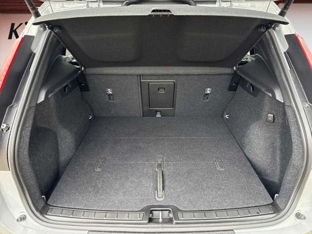 Volvo XC40 Dark Plus