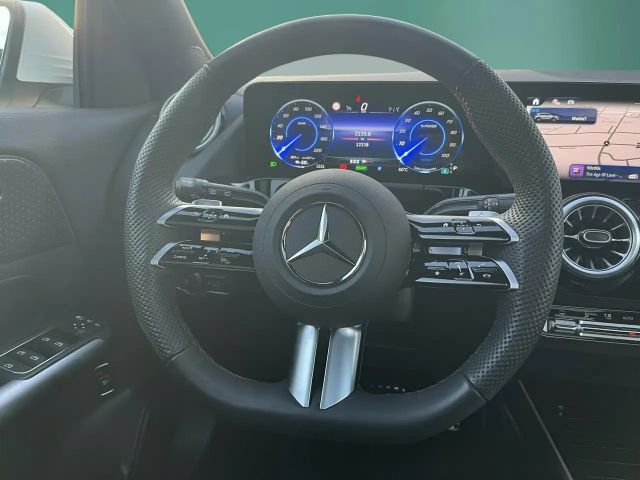 Mercedes-Benz EQA 350 4MATIC AMG Line