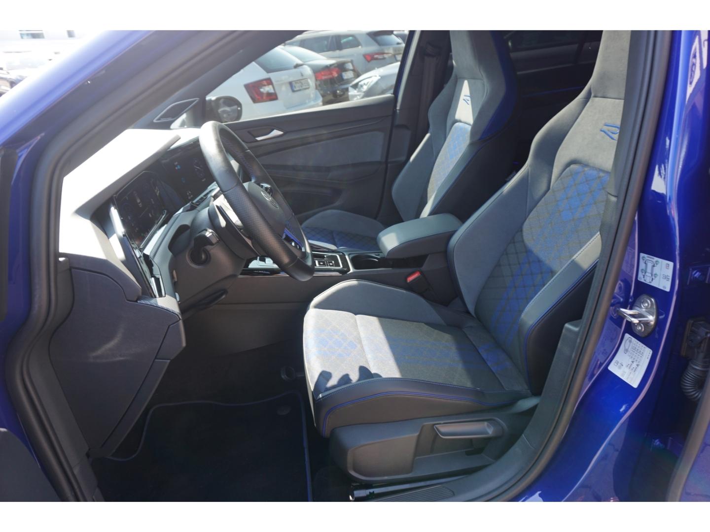 Volkswagen Golf 2.0 TSI 4Motion Golf VIII