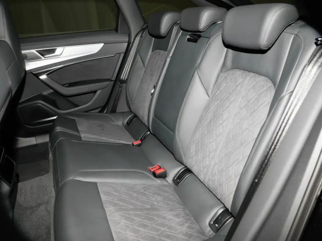 Audi RS6 AHK Matrix B&O Pano HUD RS-Dynamik