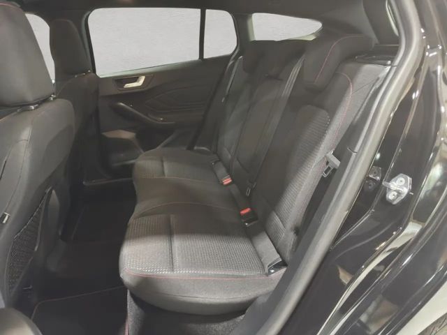 Ford Focus ST Line Wagon