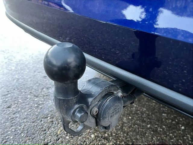 Volkswagen Golf DSG Life Variant