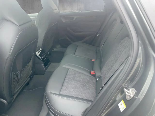 Audi A6 e-tron Quattro