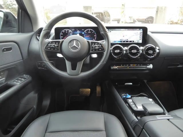 Mercedes-Benz GLA 180 GLA 180 d