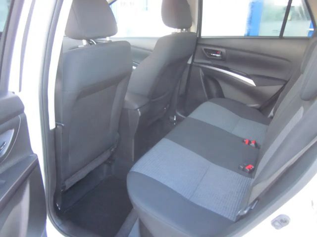 Suzuki SX4 S-Cross Boosterjet Comfort Hybrid