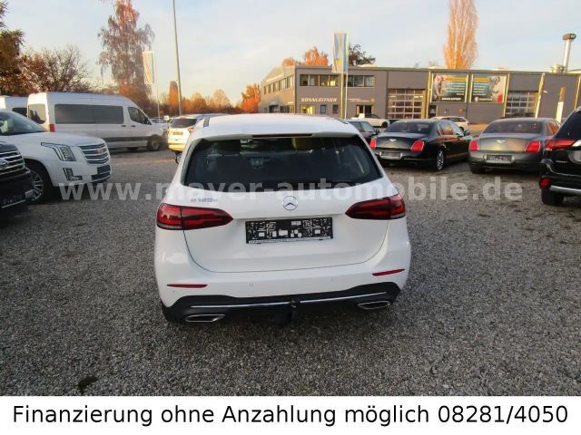 Mercedes-Benz B 180 B 180 d Progressive Sedan