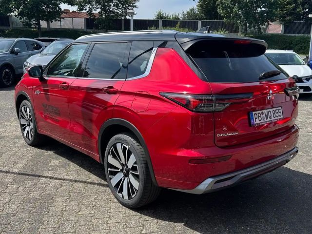 Mitsubishi Outlander 4WD PHEV