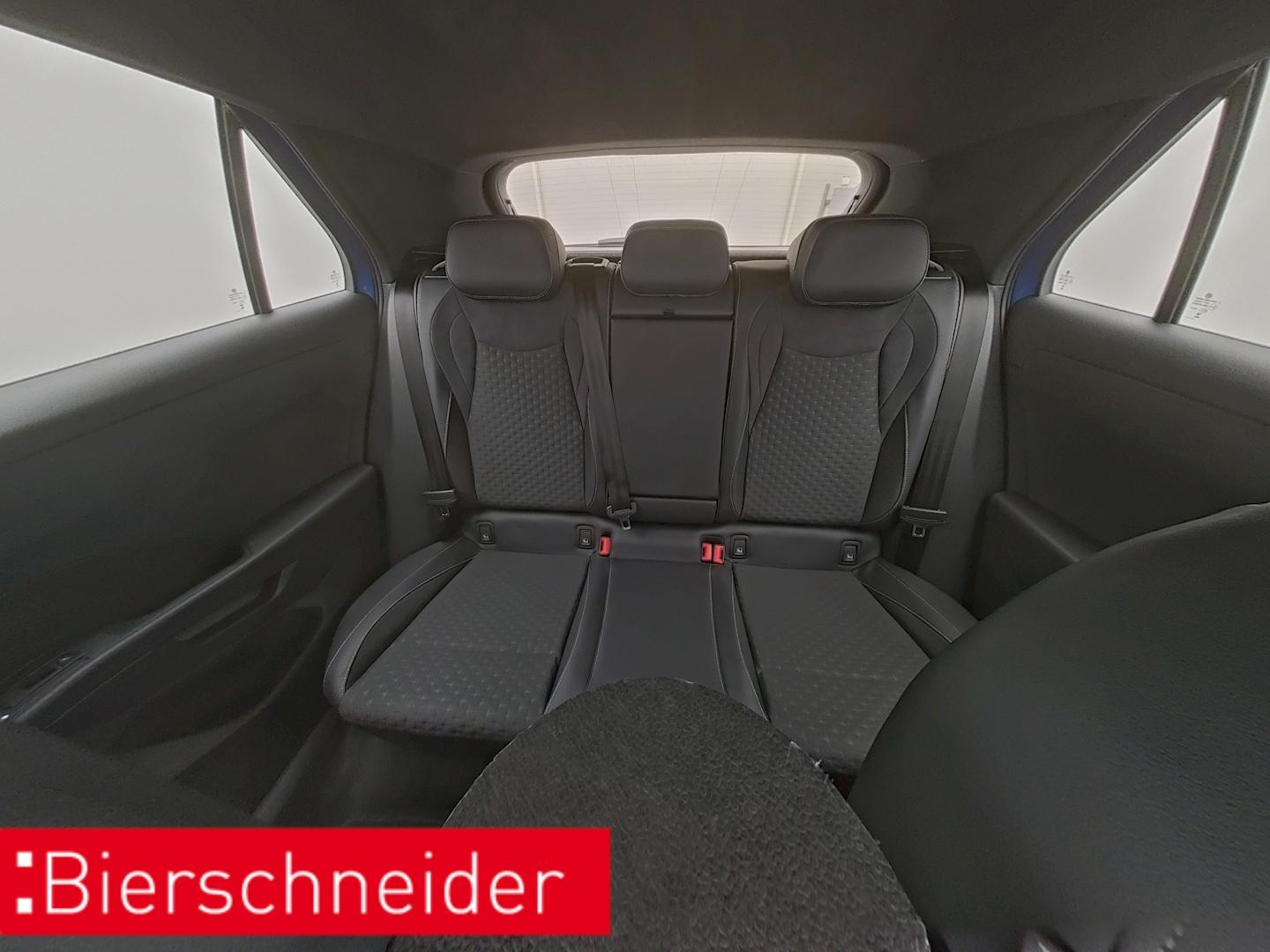 Volkswagen T-Roc 1.5 eTSI DSG IQ.Drive R-Line Style