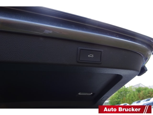 Skoda Superb 2.0 TDI Combi Style Style