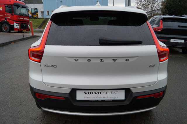 Volvo XC40 Core