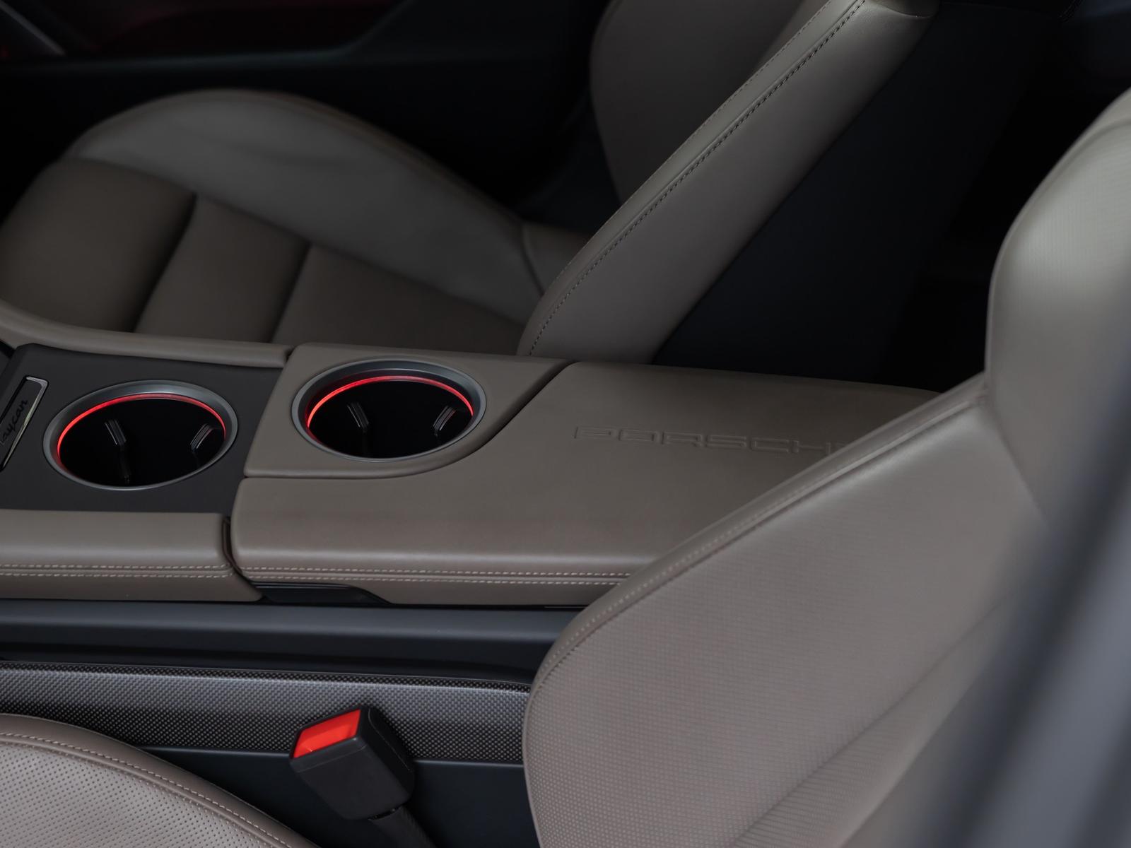 Porsche Taycan GTS Sport Turismo