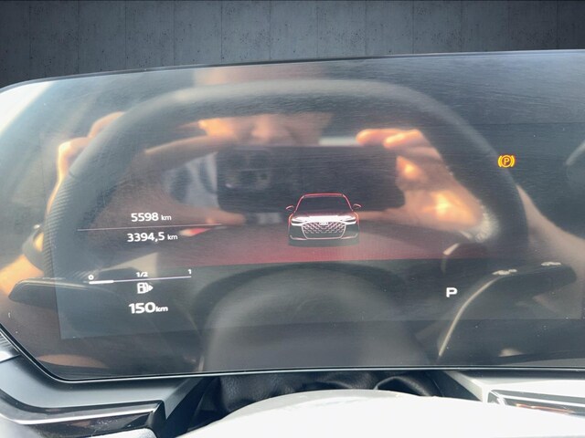 Audi A6 Avant Quattro S-Tronic