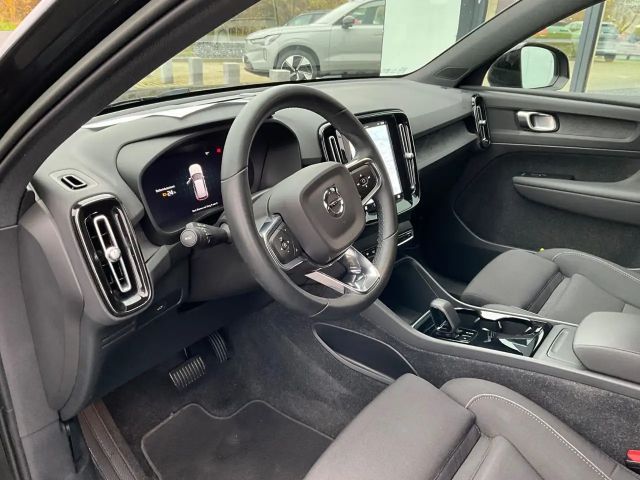 Volvo XC40 AWD Core Recharge