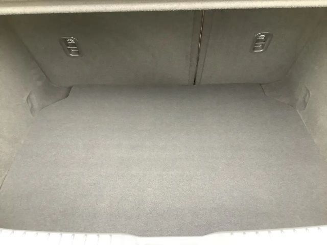 Mazda 3 2.5L SkyActiv e-Skyactiv