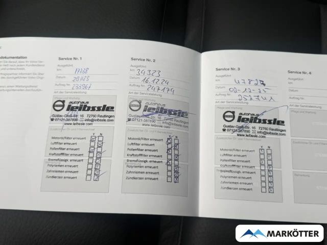 Volvo XC60 AWD Dark Plus