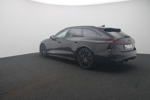 Audi A6 Avant Quattro S-Tronic