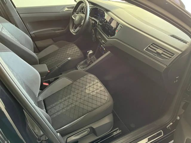 Volkswagen Polo 1.0 TSI DSG IQ.Drive R-Line