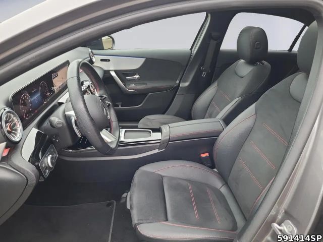 Mercedes-Benz A 250 AMG Line