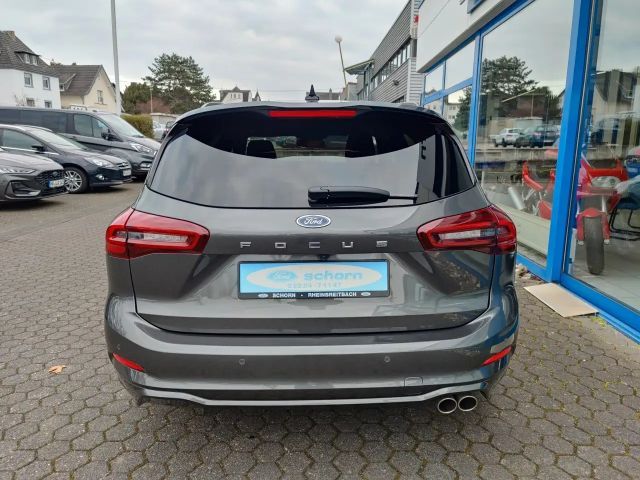 Ford Focus ST Line Wagon