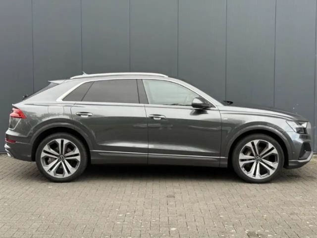 Audi Q8 55 TFSI Quattro S-Line