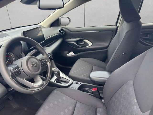 Toyota Yaris Business Hybride VVT-i