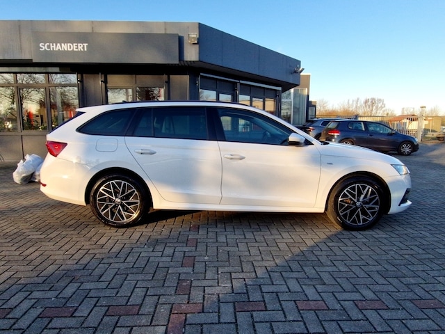 Skoda Octavia 2.0 TDI Clever Combi