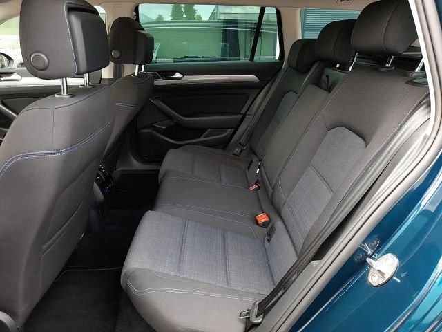 Volkswagen Passat DSG GTE Variant