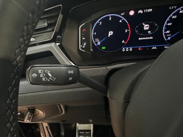 Volkswagen Touran DSG R-Line