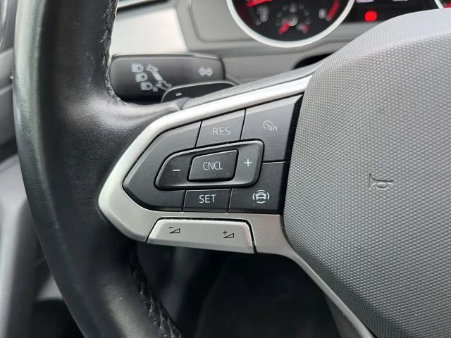 Volkswagen Passat 1.5 TSI DSG Variant