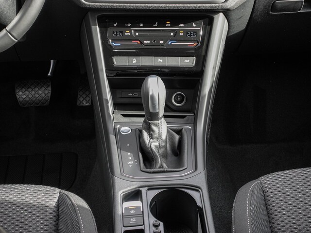 Volkswagen Touran 1.5 TSI DSG