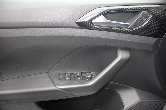 Volkswagen T-Cross 1.0 l TSI 6-Gang GJR SHZ PDC LED NSW Bluetooth