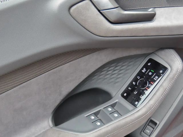 Audi S5 Avant Quattro