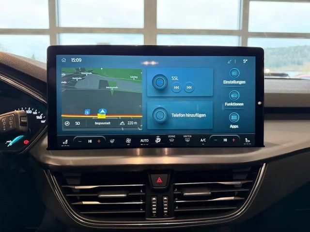 Ford Focus Titanium Wagon