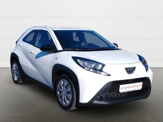 Toyota Aygo X Hatchback Play VVT-i X-play