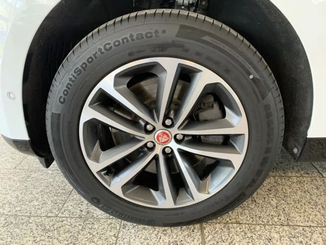 Jaguar F-Pace AWD
