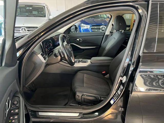 BMW 320 320d Touring xDrive