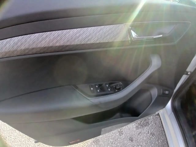 Skoda Karoq Selection Style Style