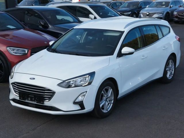 Ford Focus Cool & Connect Wagon