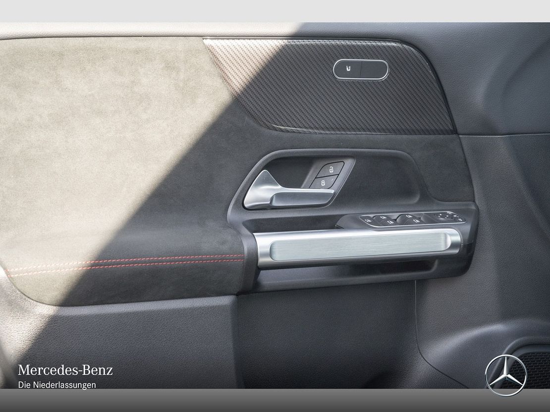 Mercedes-Benz GLB 180 GLB 180