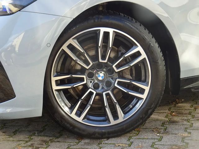 BMW 540 540d M-Sport Touring xDrive